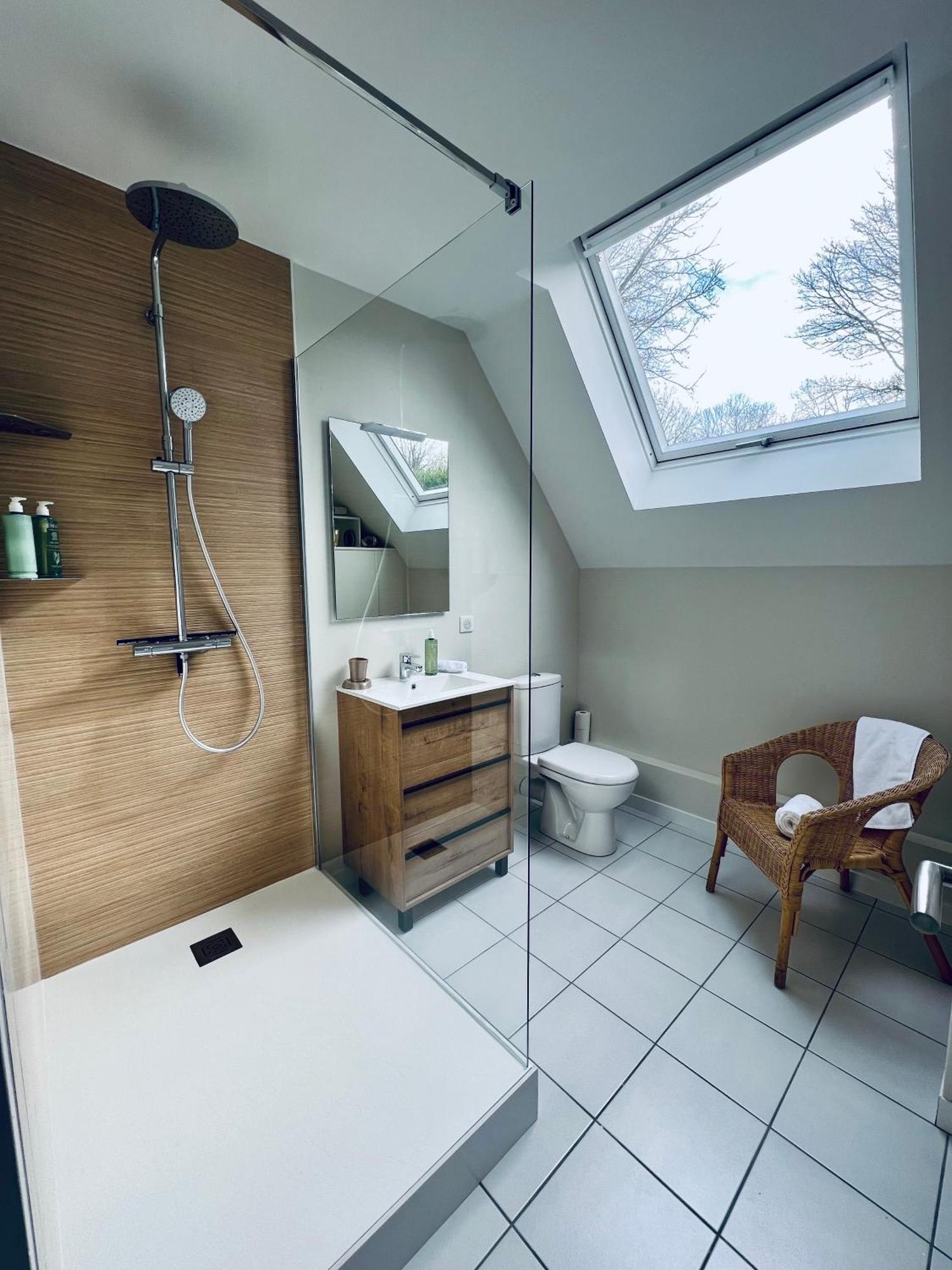Le Manamour, Style Appart Hotel A 10 Min De Nevers Garchizy Exterior foto