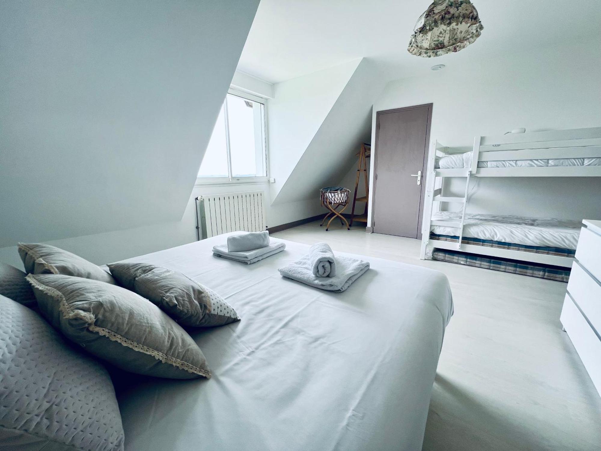Le Manamour, Style Appart Hotel A 10 Min De Nevers Garchizy Exterior foto